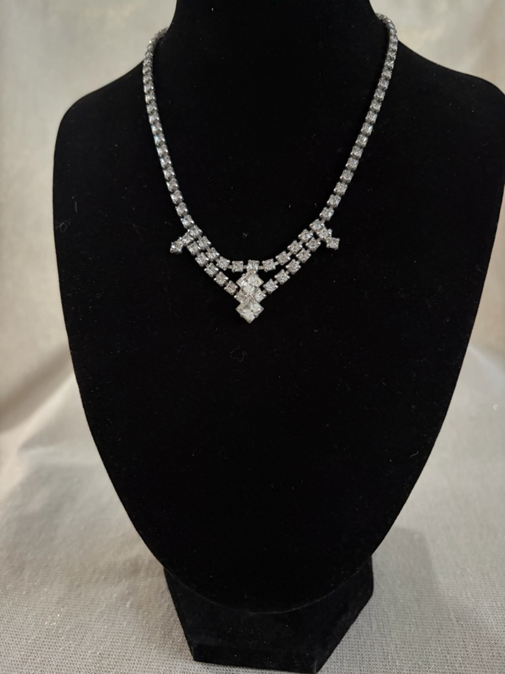 Vintage Crystal Statement Necklace - Silver Tone
